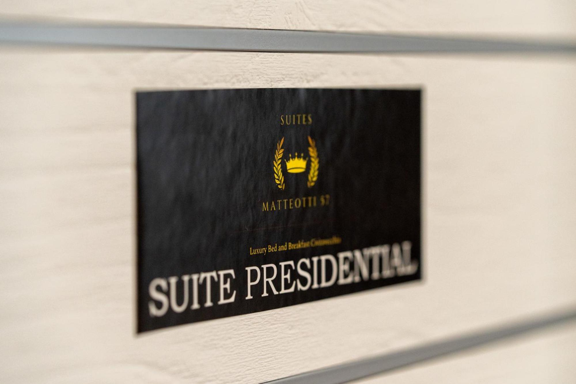 Suites Matteotti 57 Civitavecchia Eksteriør billede