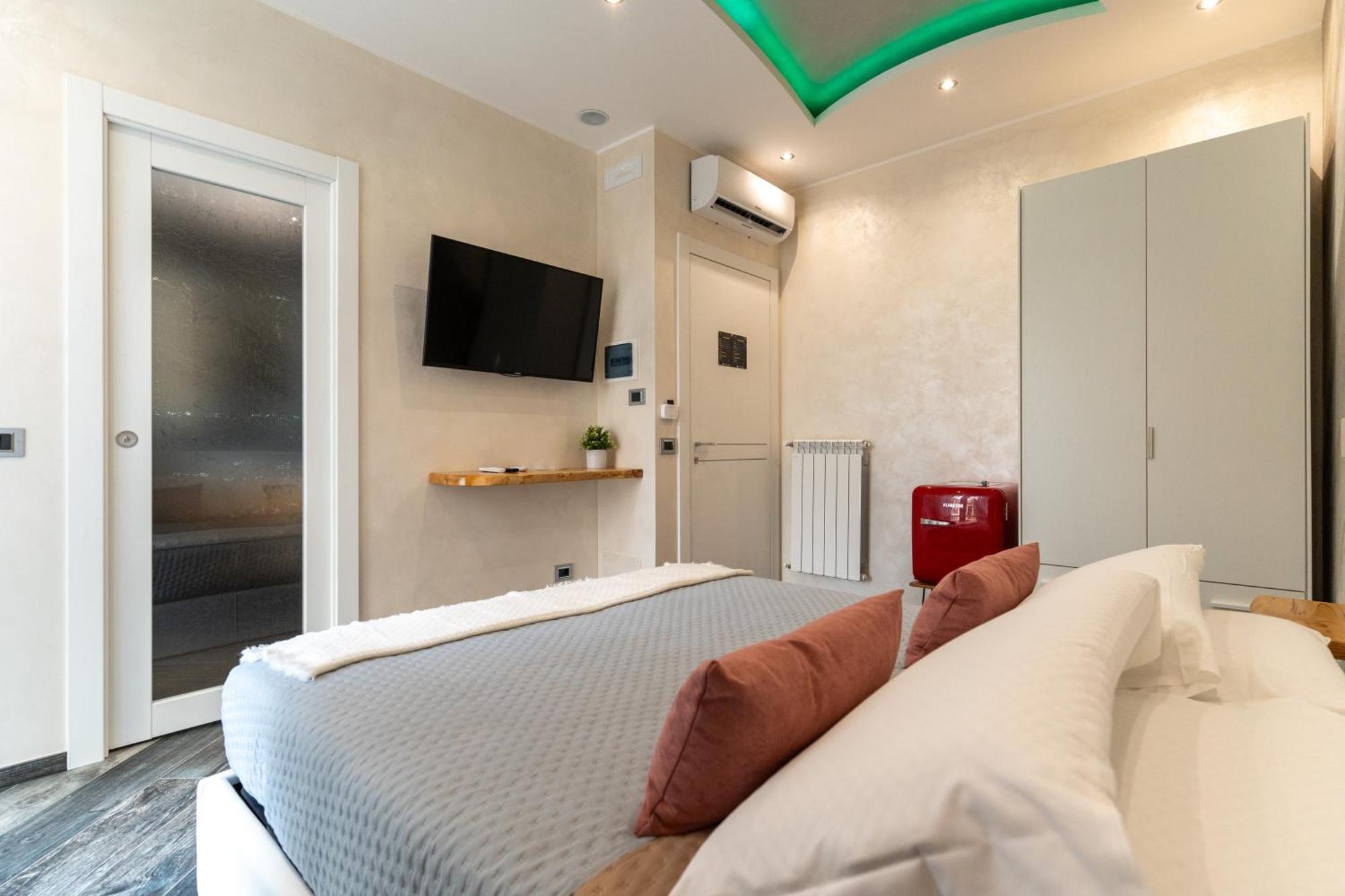 Suites Matteotti 57 Civitavecchia Eksteriør billede