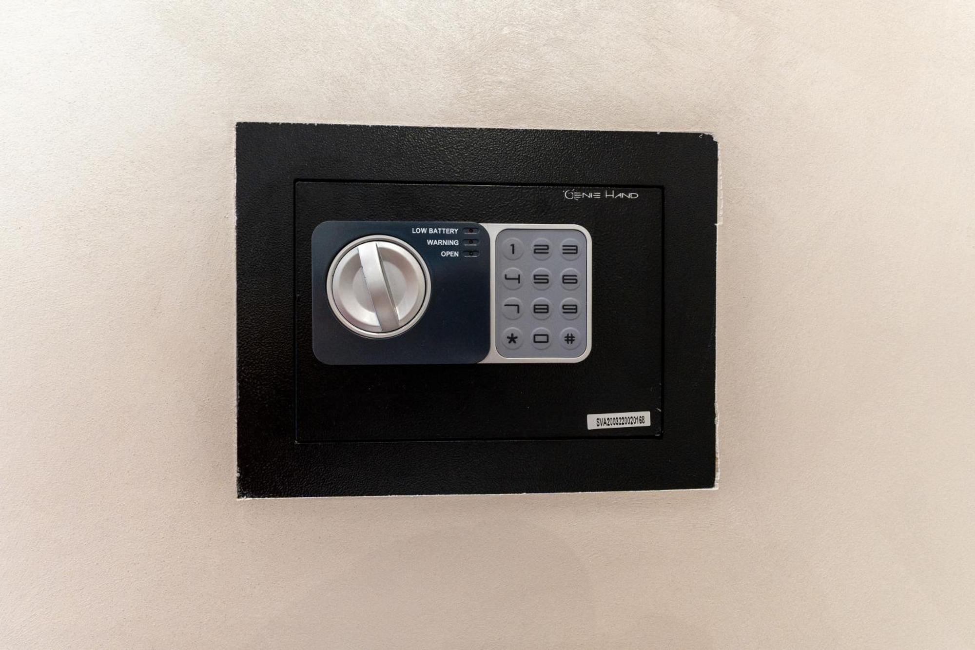 Suites Matteotti 57 Civitavecchia Eksteriør billede