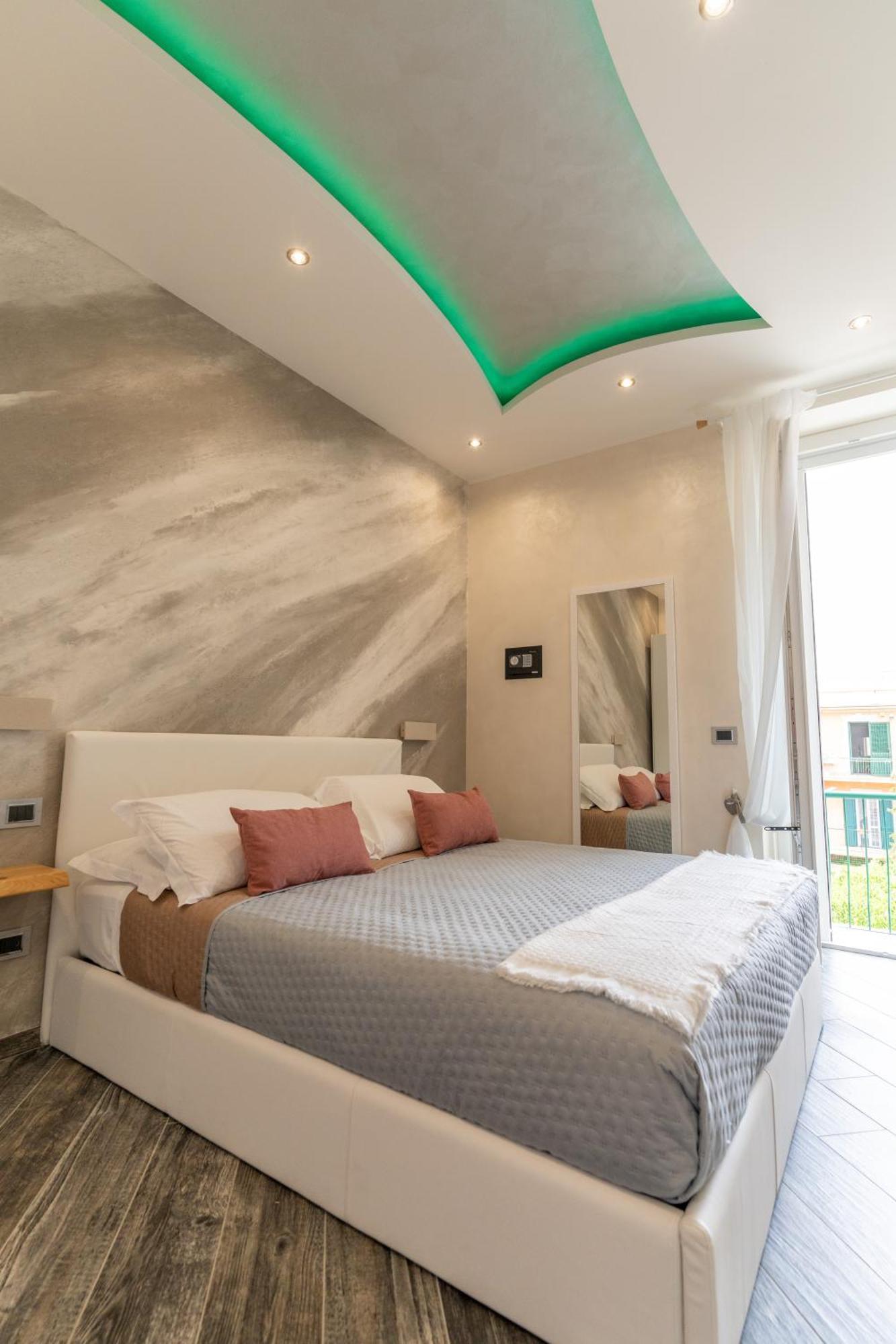 Suites Matteotti 57 Civitavecchia Eksteriør billede