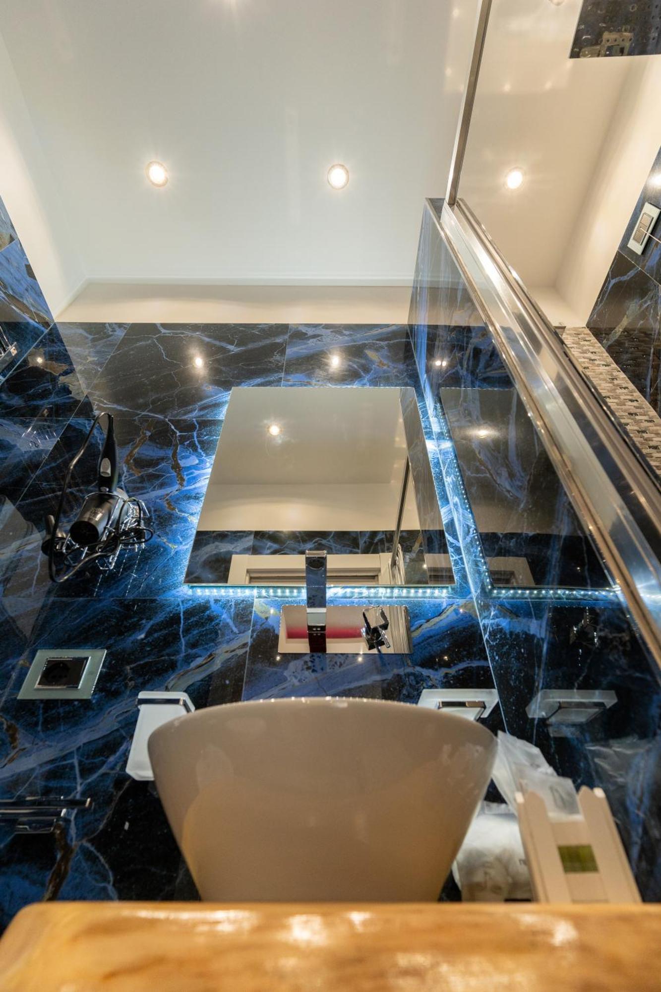 Suites Matteotti 57 Civitavecchia Eksteriør billede