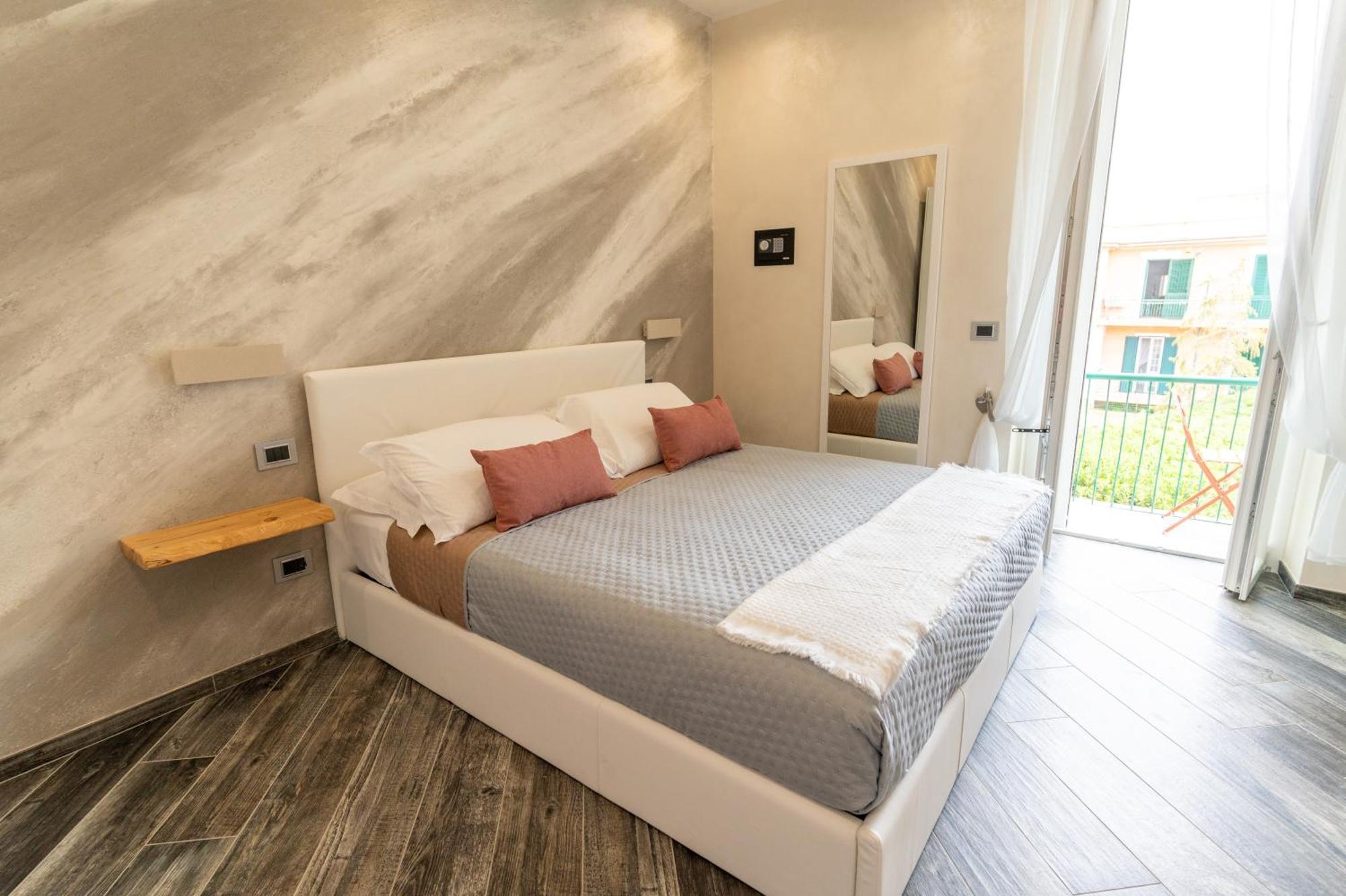 Suites Matteotti 57 Civitavecchia Eksteriør billede